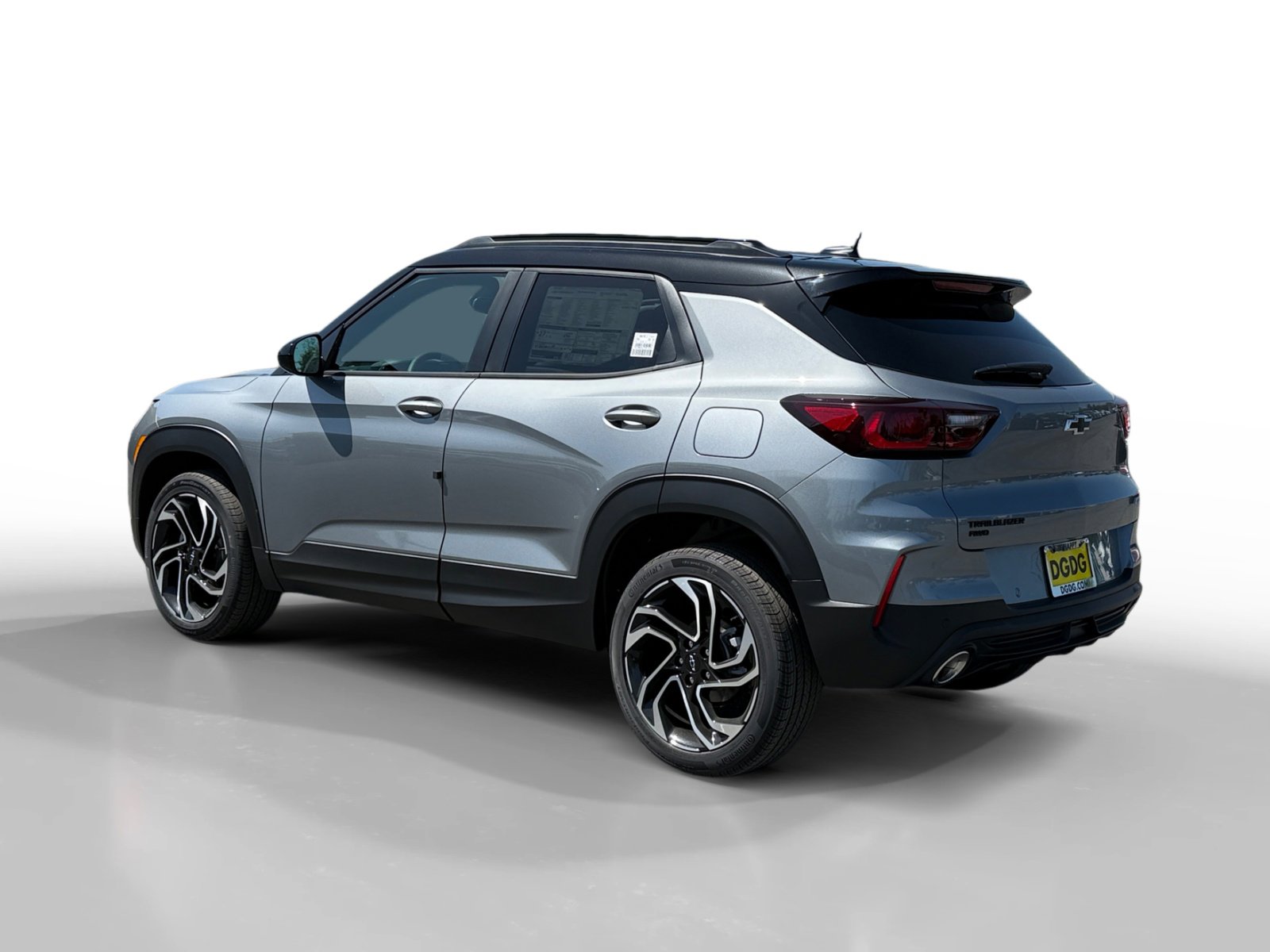 Used 2022 Chevrolet Traverse LS FWD image 3