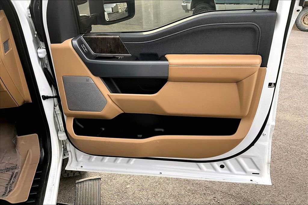 Used 2023 Ford F250 Lariat w/ Tow Technology Package image 25