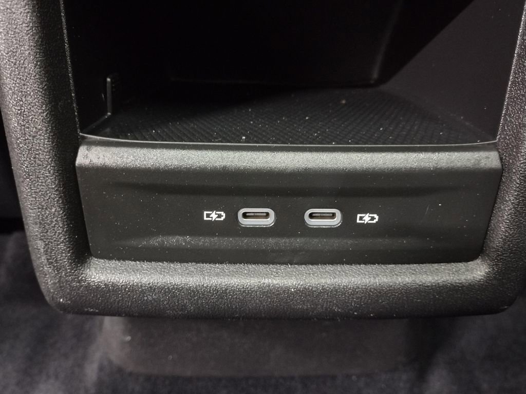 Used 2023 Volkswagen ID.4 Pro S image 40