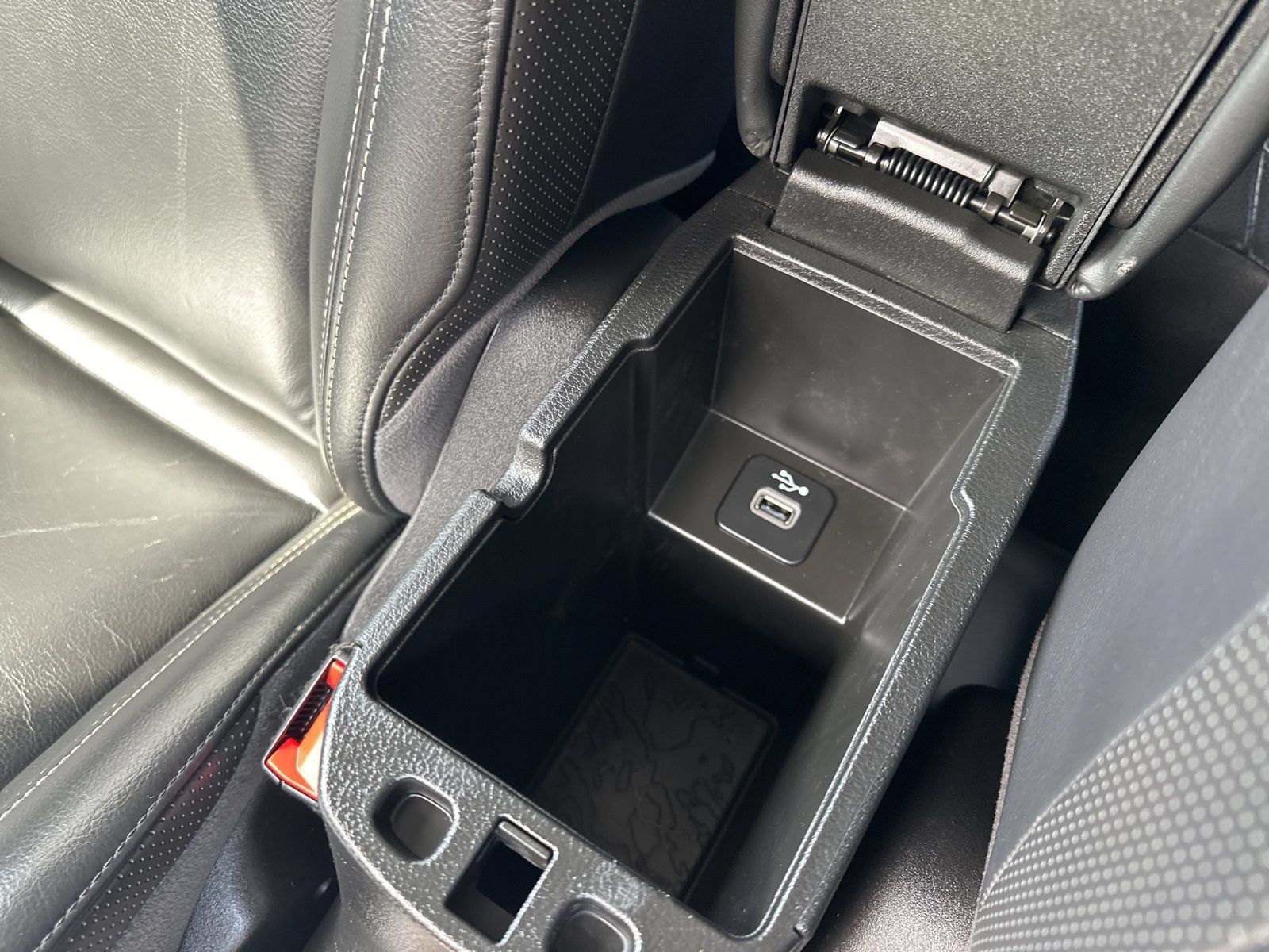 Used 2016 Jeep Renegade Limited AWD/4WD image 62