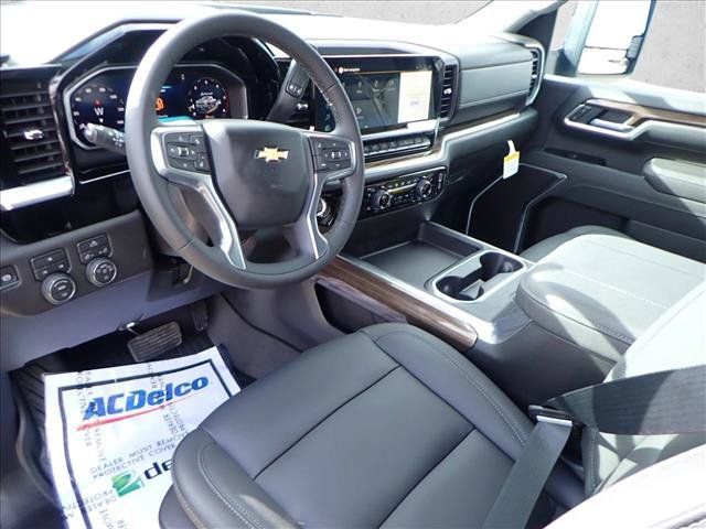 New 2026 Chevrolet Silverado 2500 LT w/ Leather Package AWD/4WD image 9