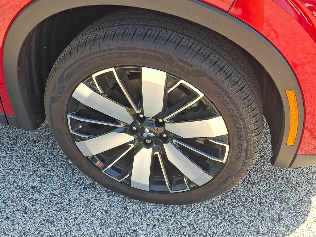 Used 2025 Mitsubishi Outlander SE AWD/4WD image 9