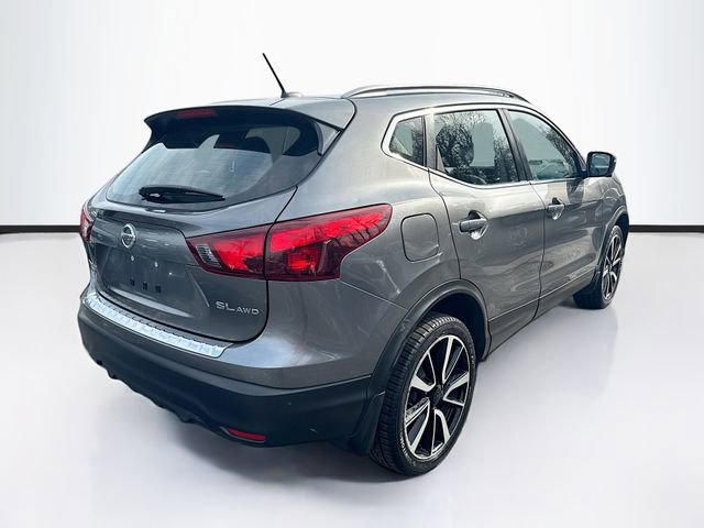 Used 2017 Nissan Rogue Sport SL image 8