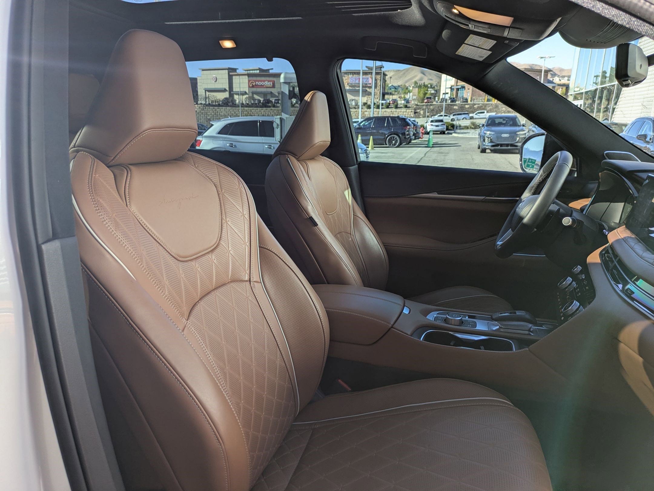 Used 2025 INFINITI QX60 Autograph w/ Cargo Package image 27