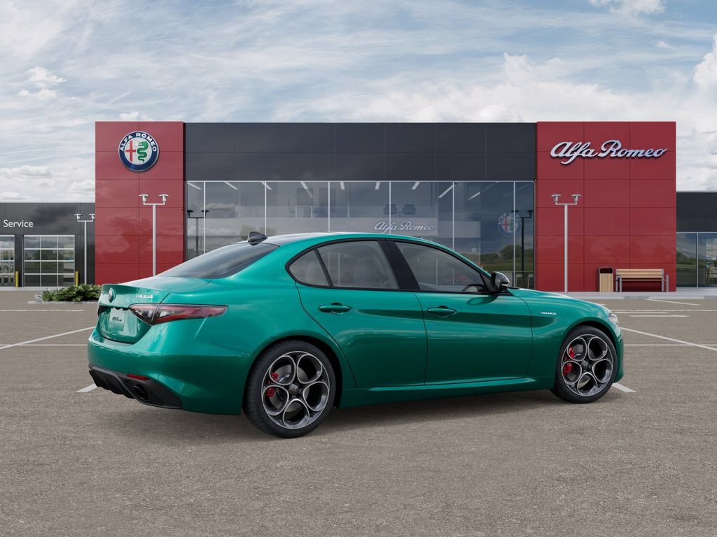 New 2025 Alfa Romeo Giulia w/ Veloce Package Rwd image 4