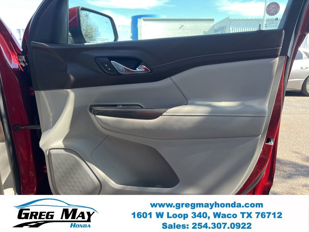 Used 2023 GMC Acadia SLT AWD/4WD image 11
