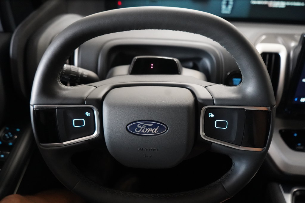 New 2026 Ford Expedition Active AWD/4WD image 31