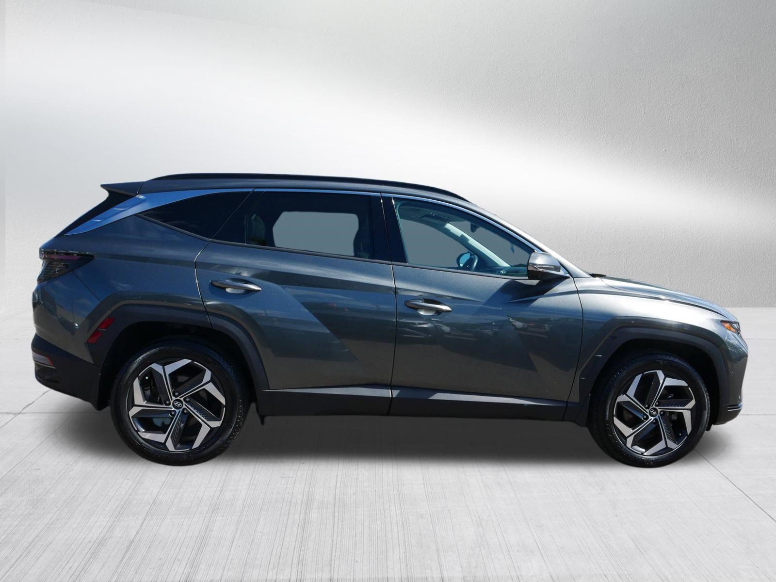 Certified 2023 Hyundai Tucson Limited AWD/4WD image 8