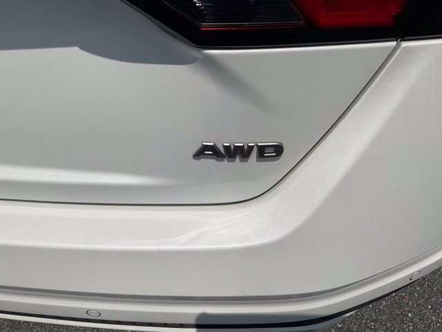 Used 2024 Nissan Altima 2.5 SL AWD/4WD image 8