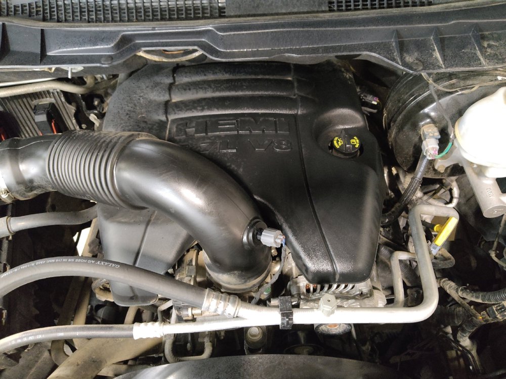 Used 2019 RAM 1500 Classic SLT image 30