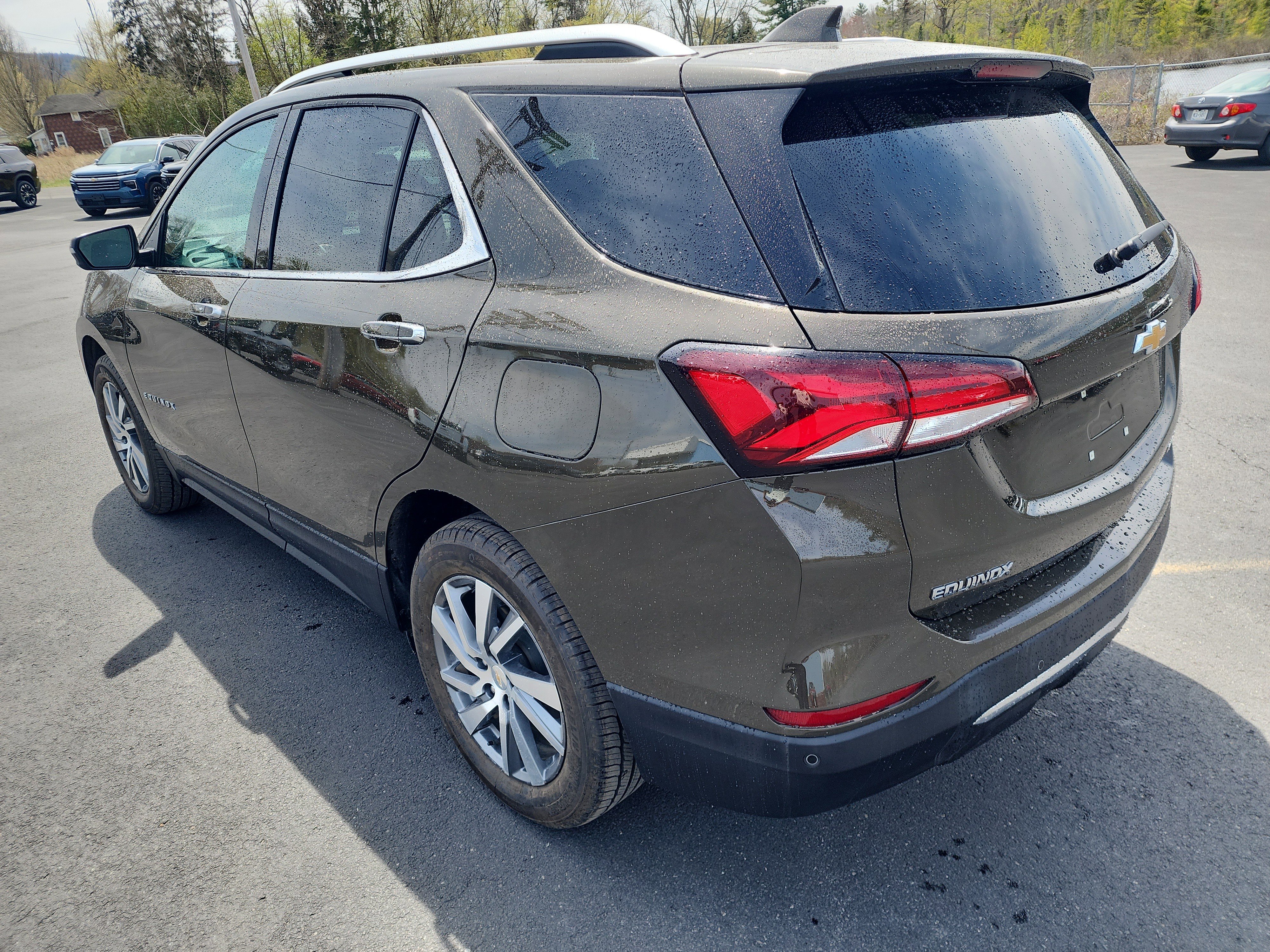 Certified 2024 Chevrolet Equinox Premier AWD/4WD image 6