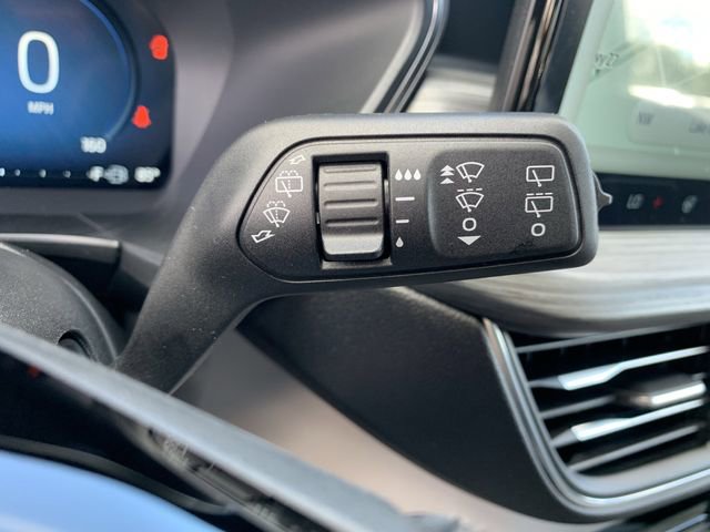 New 2026 Ford Escape SE w/ PHEV Premium Package image 28