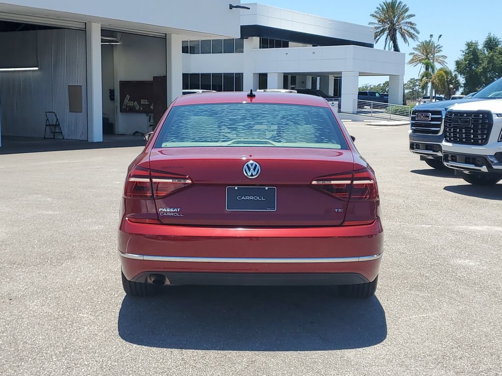 Used 2019 Volkswagen Passat 2.0T Wolfsburg w/ Wheels & Sunroof Package FWD image 5