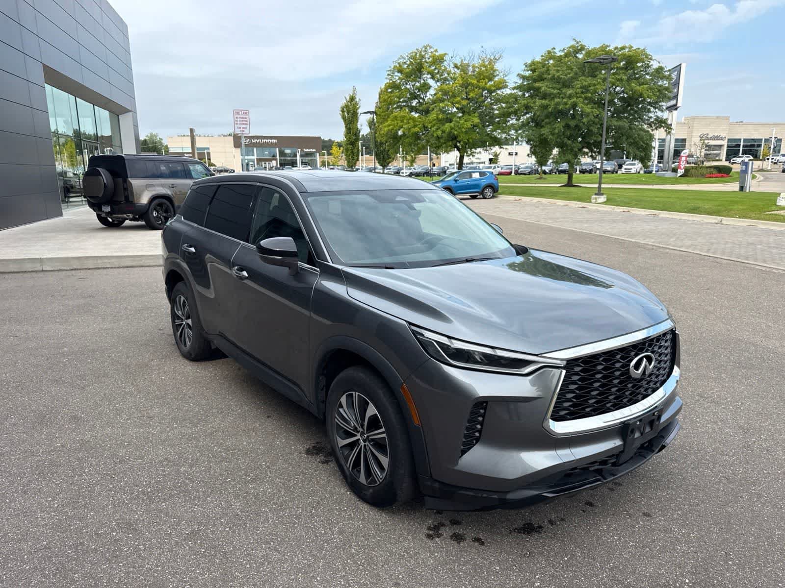 Used 2024 INFINITI QX60 Pure AWD/4WD image 10