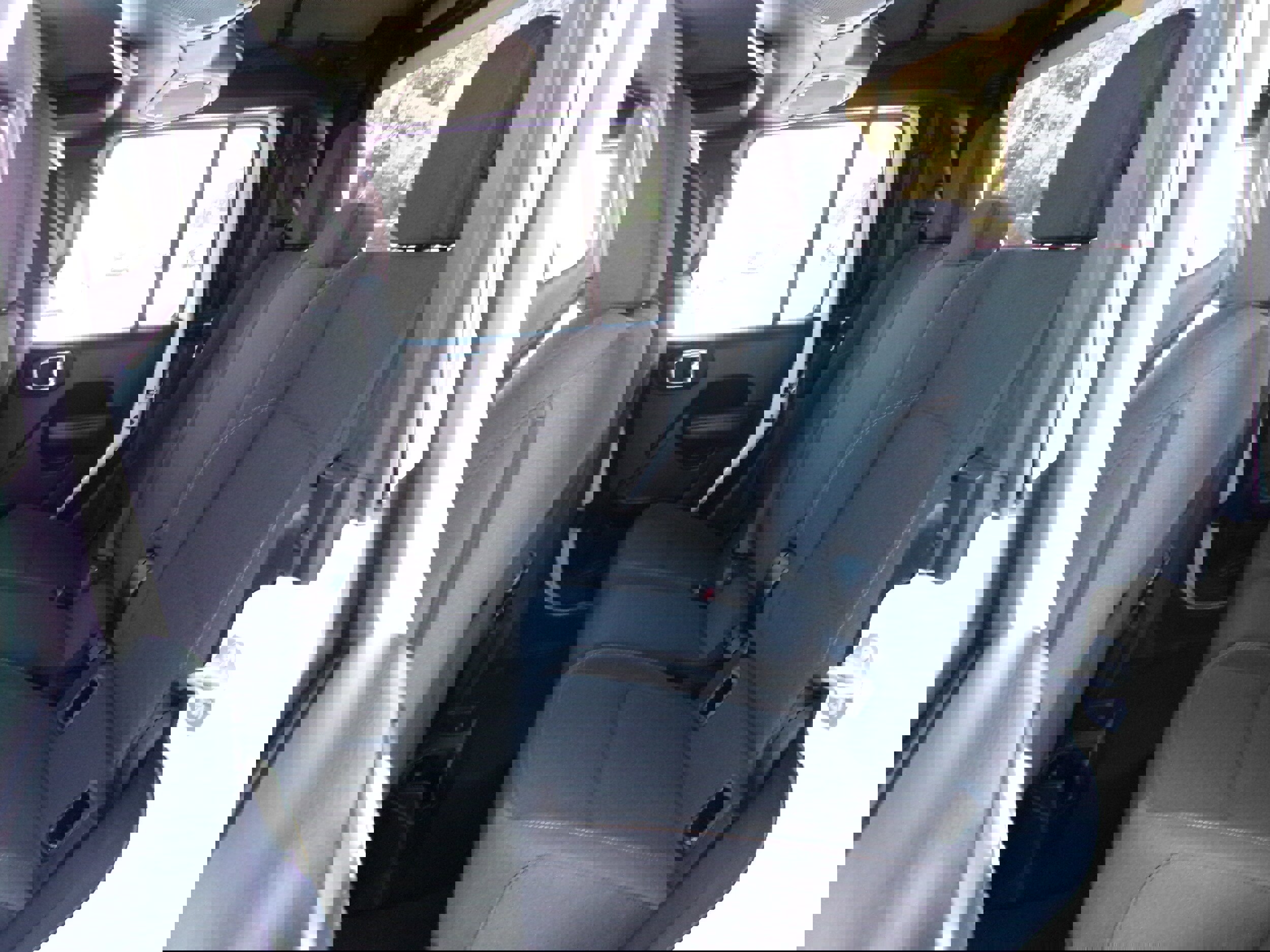 New 2025 Jeep Gladiator Sport image 17