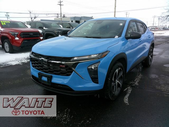 Used 2024 Chevrolet Trax RS w/ Driver Confidence Package FWD image 5