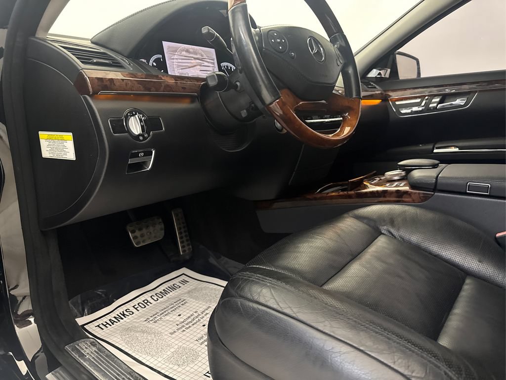Used 2011 Mercedes-Benz S 550 image 27