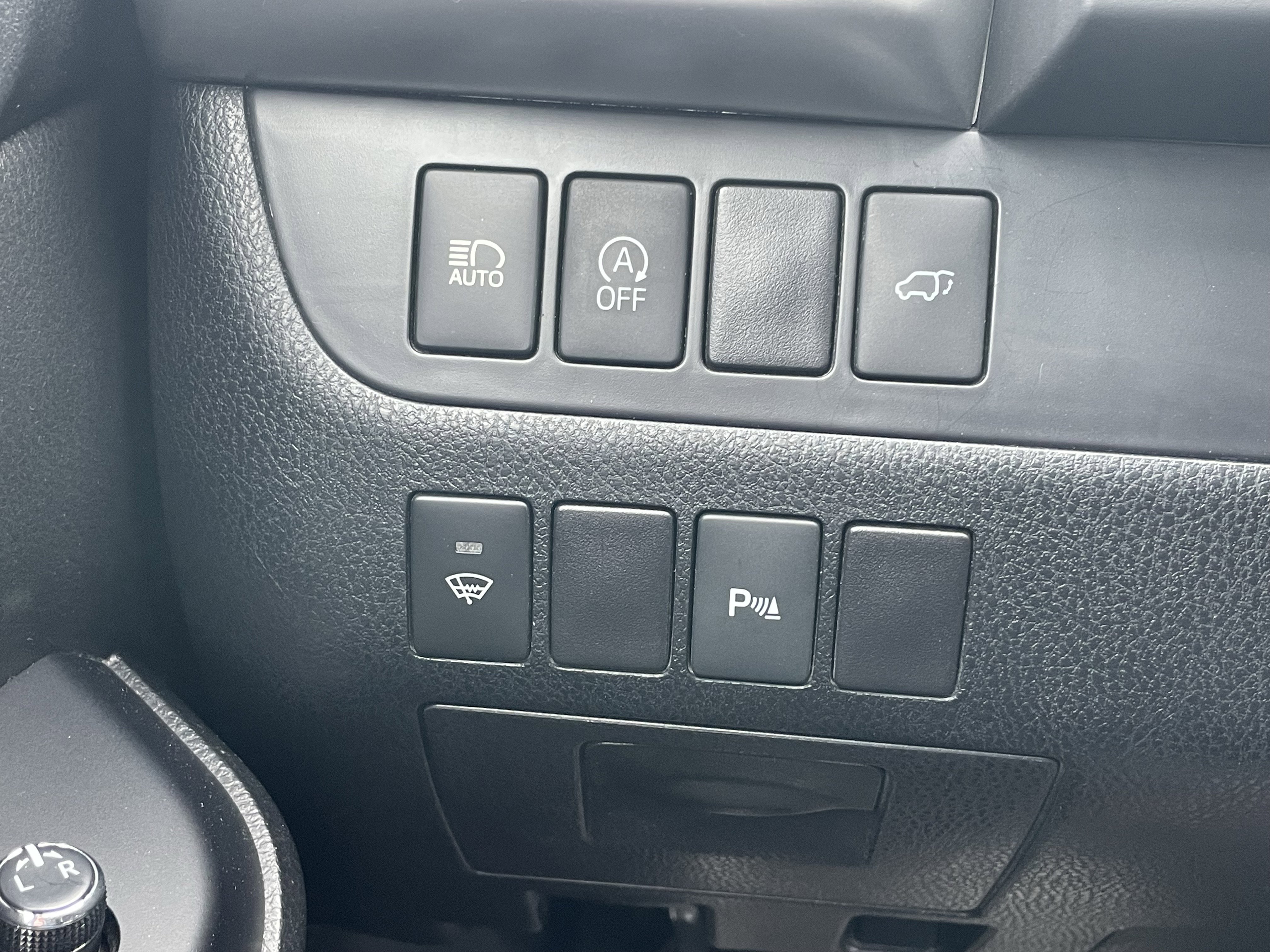 Used 2017 Toyota Highlander Limited w/ Protection Package #3 image 15