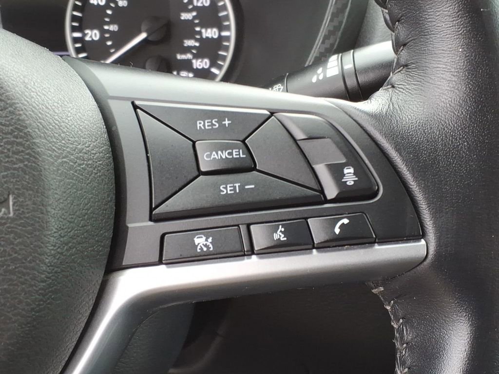 Used 2020 Nissan Sentra SV w/ Lighting Package image 20