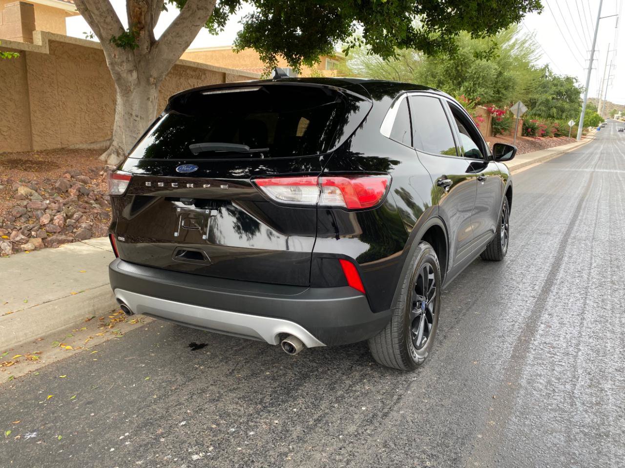 Used 2022 Ford Escape SE w/ Convenience Package FWD image 8