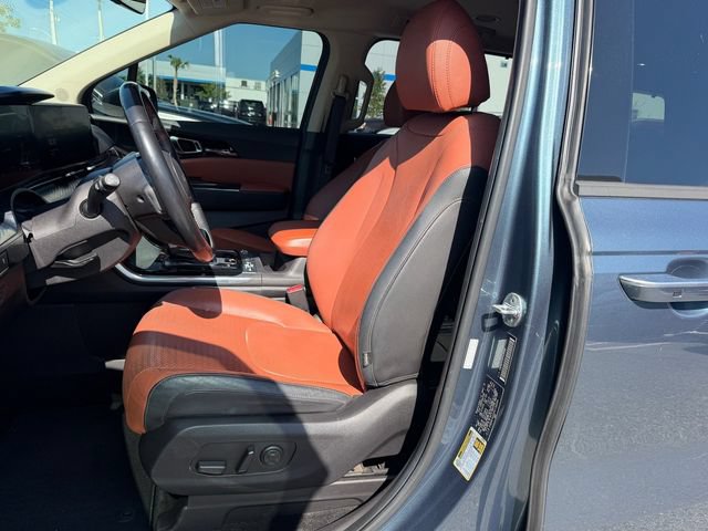 Used 2023 Kia Carnival SX Prestige FWD image 10