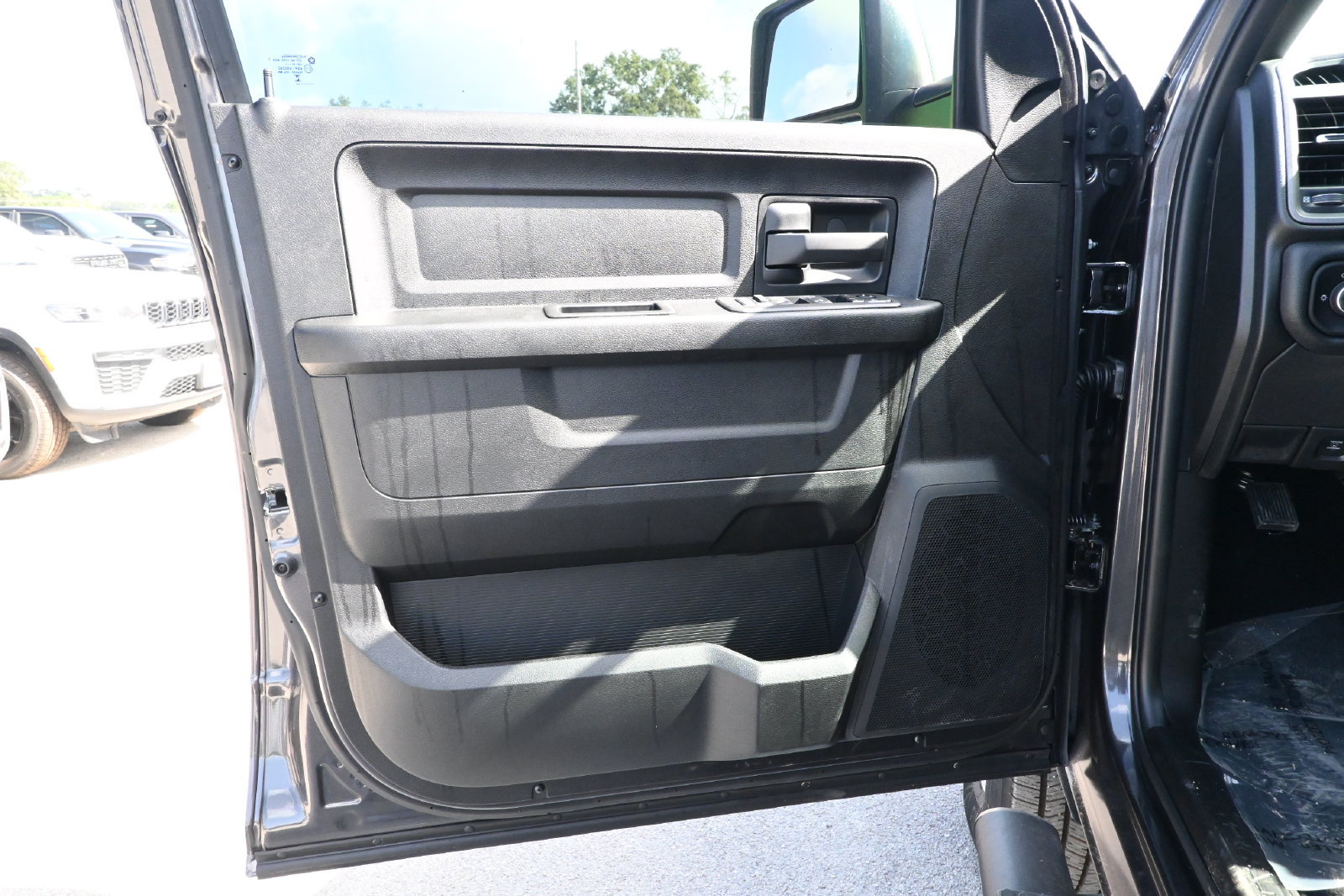 New 2026 RAM 2500 Tradesman AWD/4WD image 8