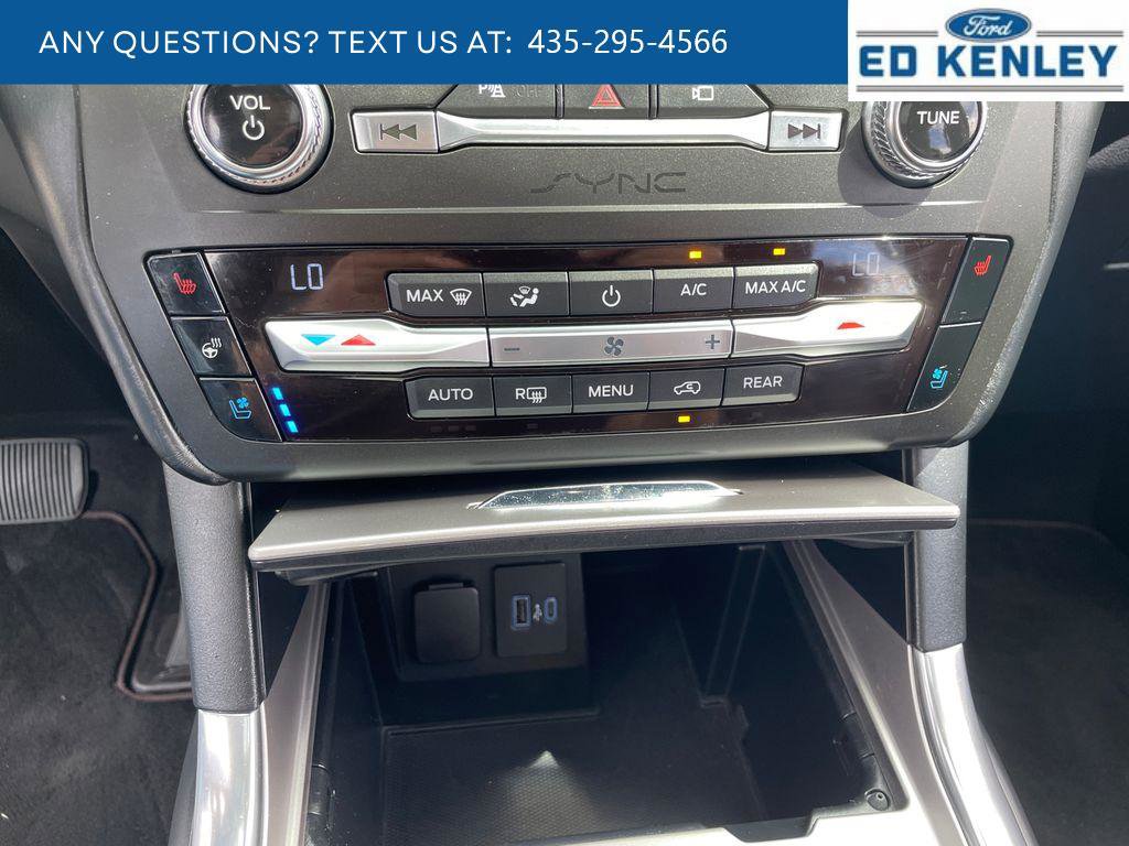 Used 2020 Ford Explorer Platinum w/ Premium Technology Package AWD/4WD image 17