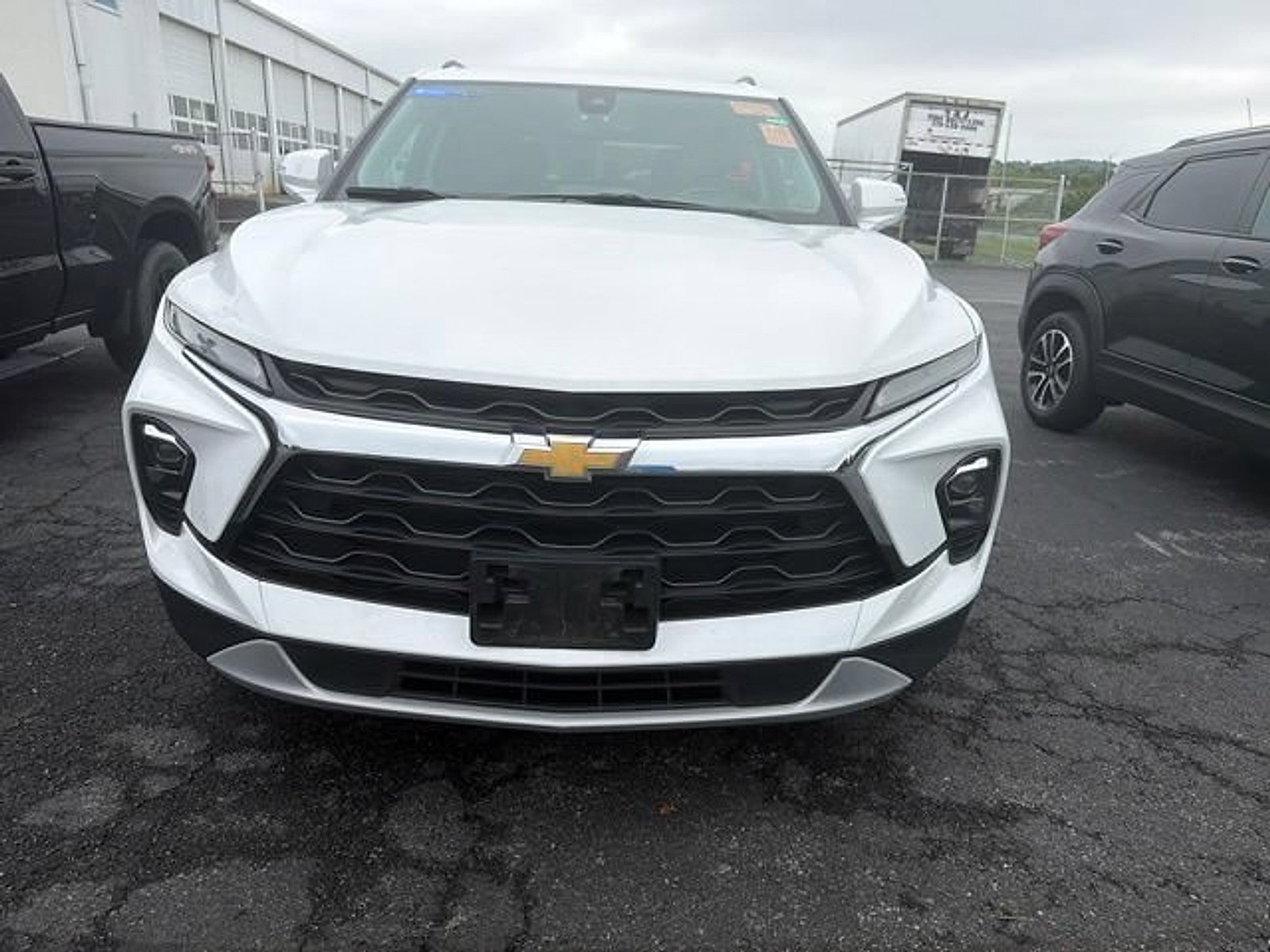 Used 2023 Chevrolet Blazer LT AWD/4WD image 3