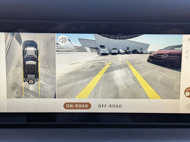 Used 2020 Land Rover Defender 110 X AWD/4WD image 13