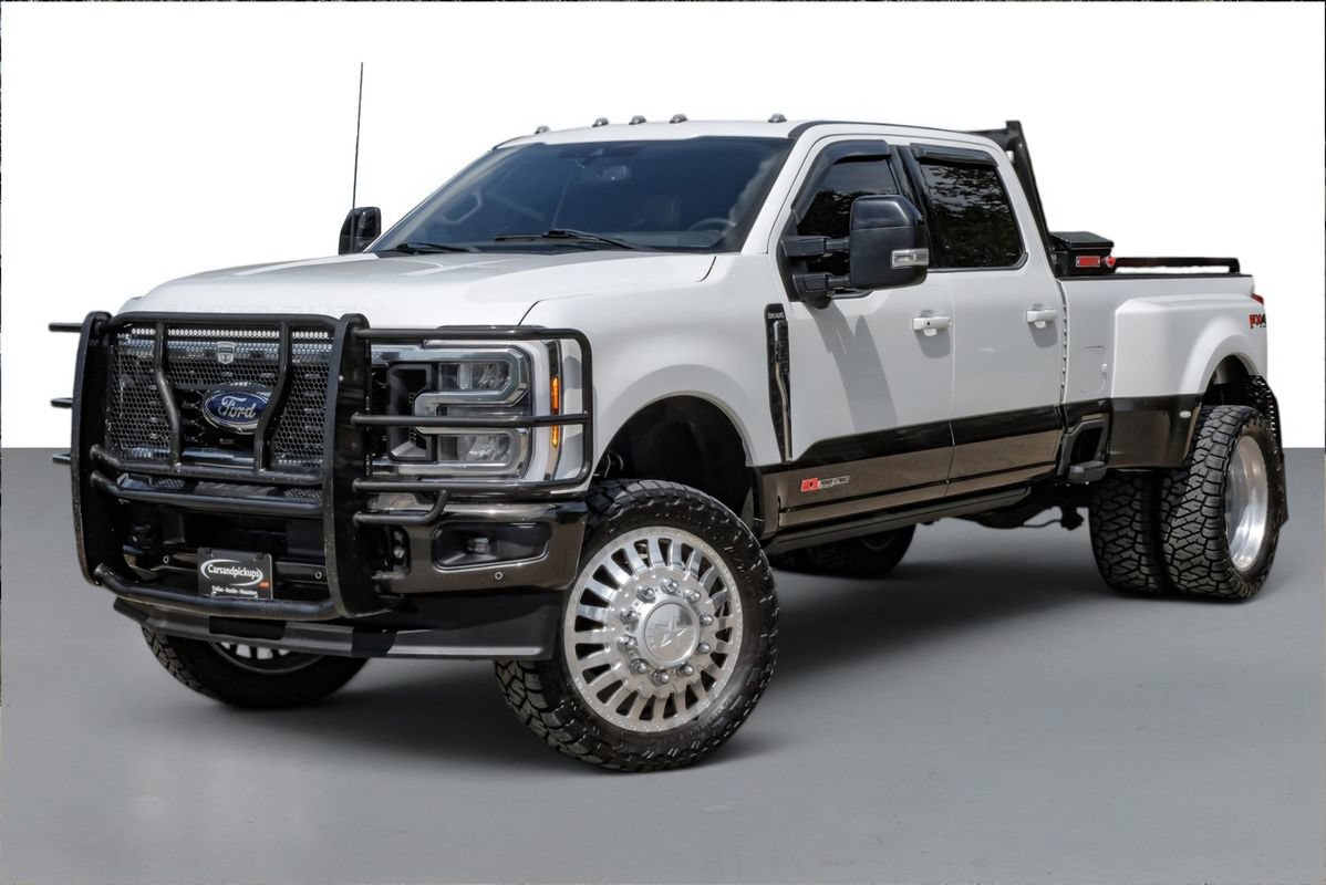 Used 2024 Ford F350 King Ranch w/ FX4 Off-Road Package AWD/4WD image 4