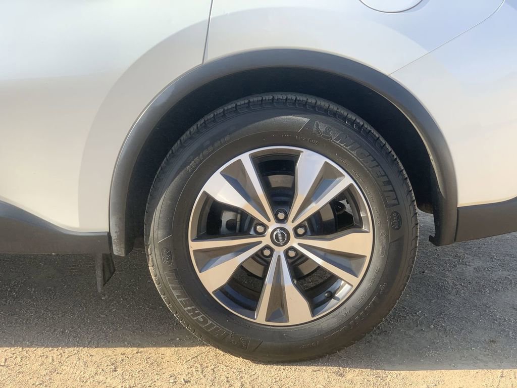 Used 2023 Nissan Murano SV FWD image 31