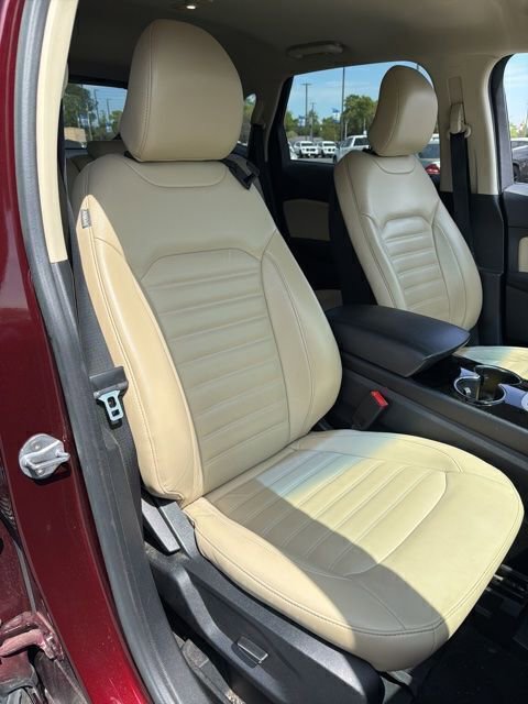 Used 2018 Ford Edge SEL w/ Equipment Group 201A image 18