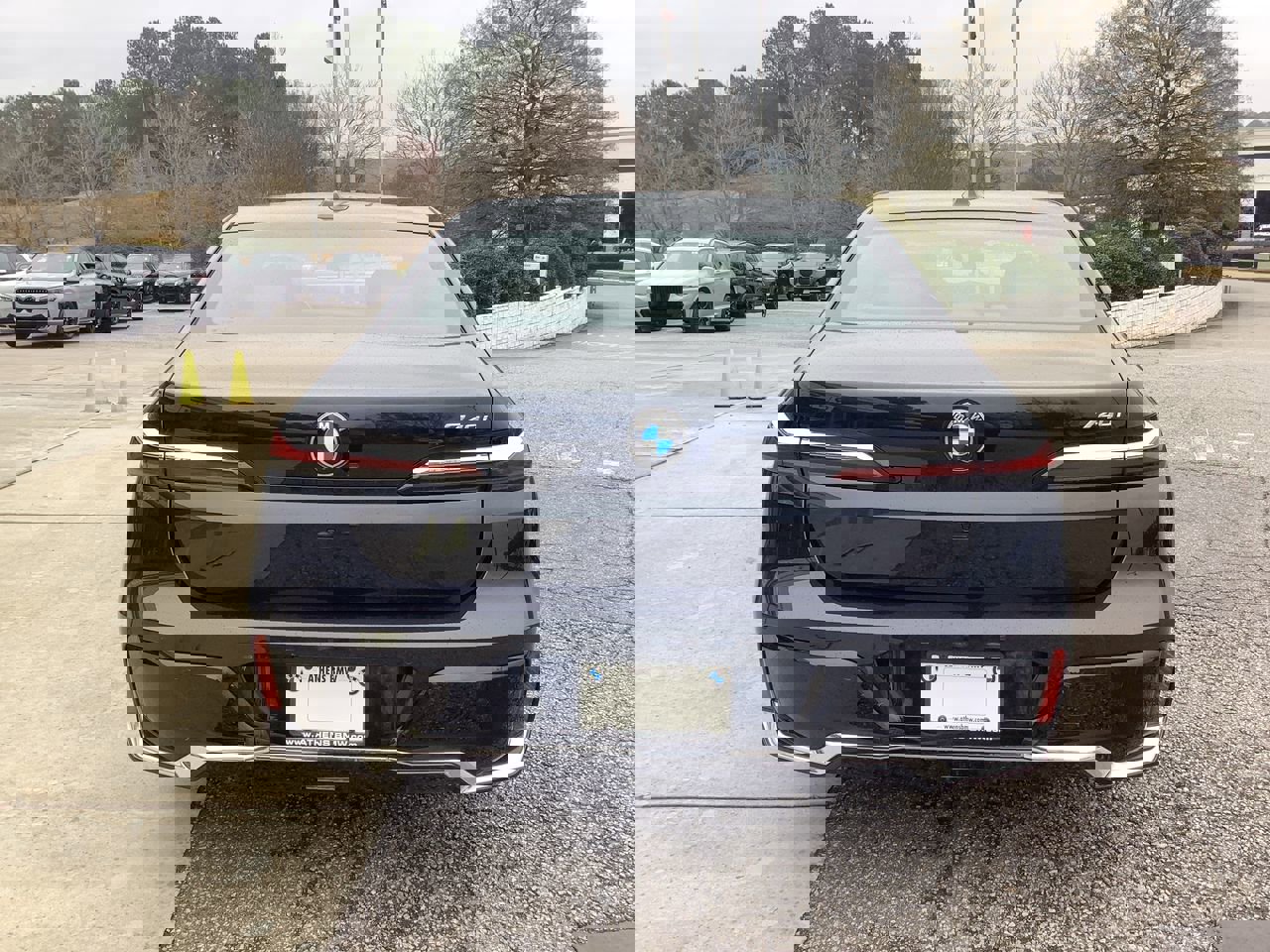 Certified 2023 BMW 740i image 7