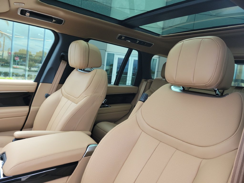 New 2027 Land Rover Range Rover SE AWD/4WD image 26