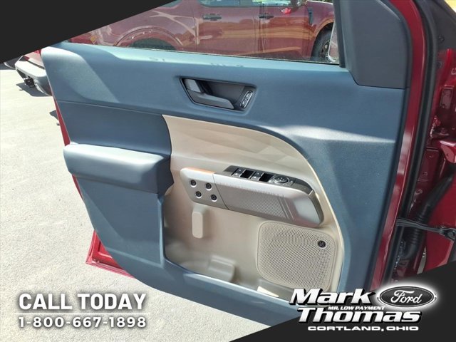 New 2025 Ford Maverick Lariat image 8