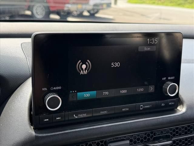 Used 2023 Honda HR-V LX image 19