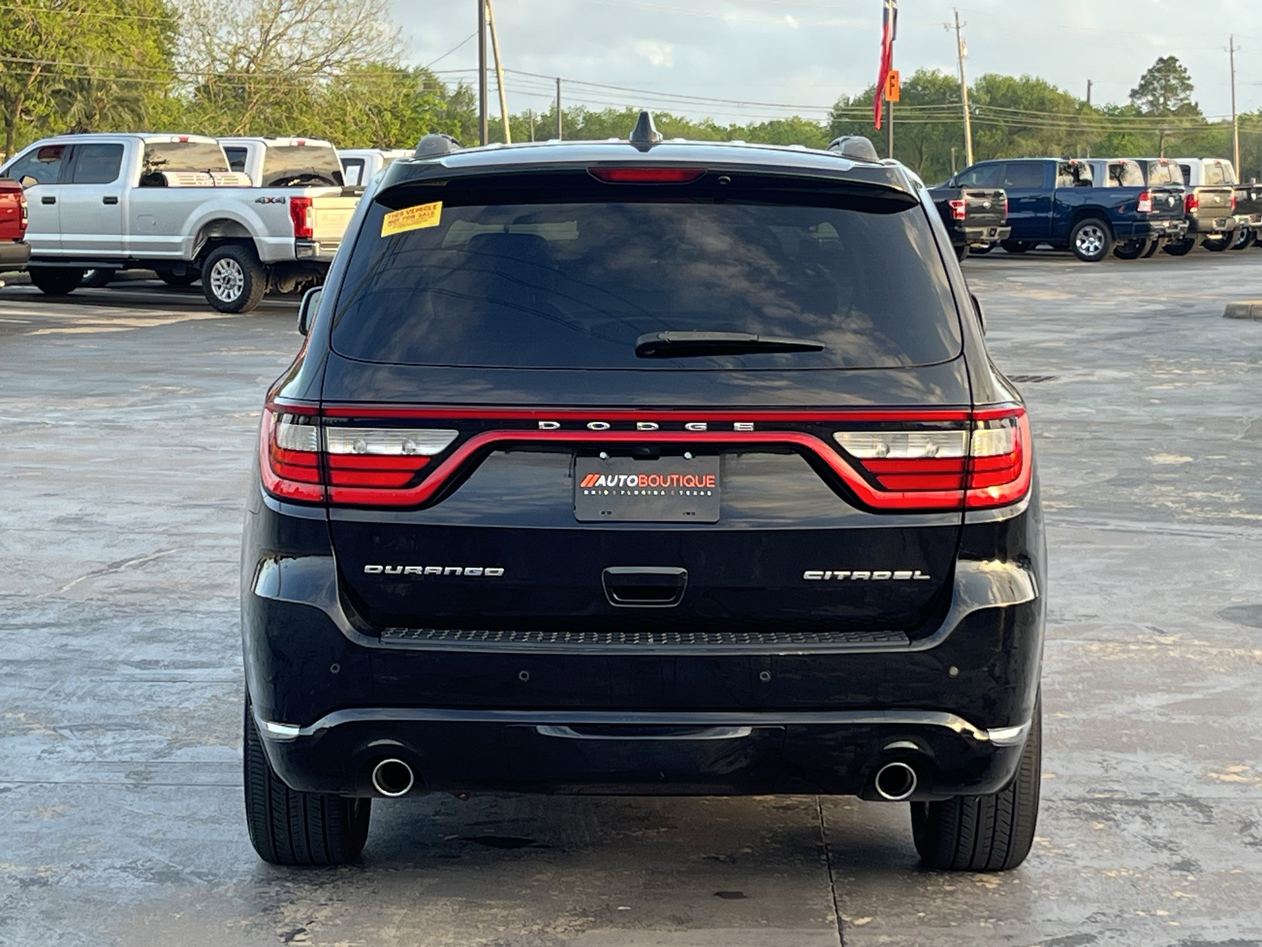 Used 2017 Dodge Durango Citadel w/ Technology Group image 7