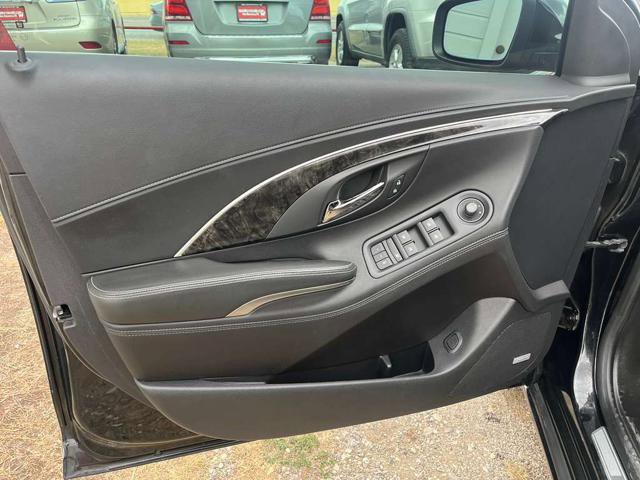 Used 2016 Buick LaCrosse Sport Touring image 13