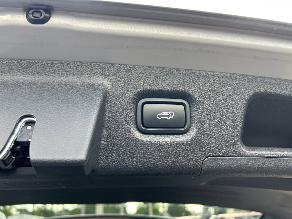Used 2023 Hyundai Santa Fe Calligraphy image 33
