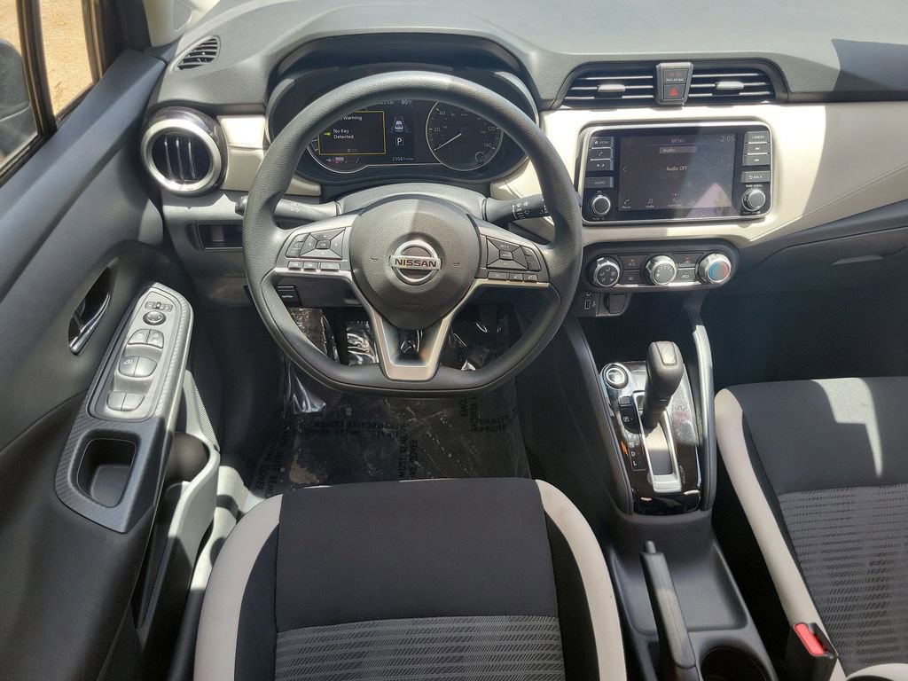 Certified 2022 Nissan Versa SV w/ Trunk Package FWD image 16