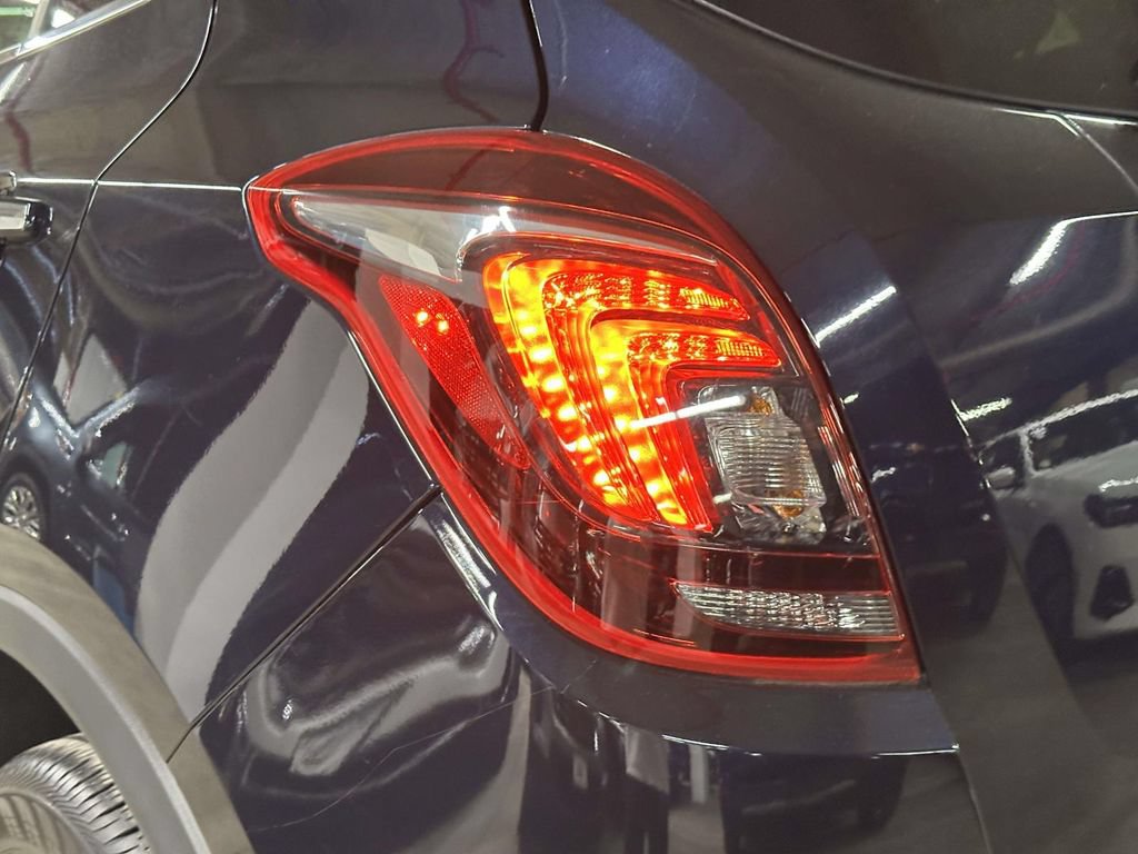 Used 2022 Buick Encore Preferred w/ Safety Package AWD/4WD image 11