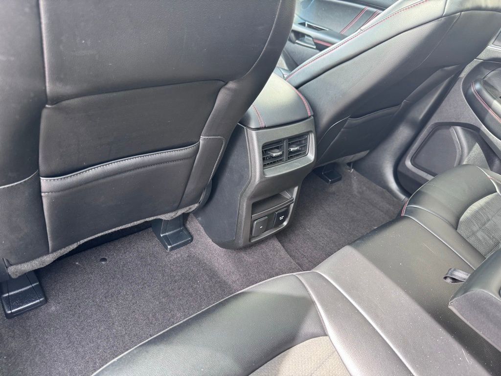 Used 2020 Ford Edge ST-Line w/ Cold Weather Package AWD/4WD image 22