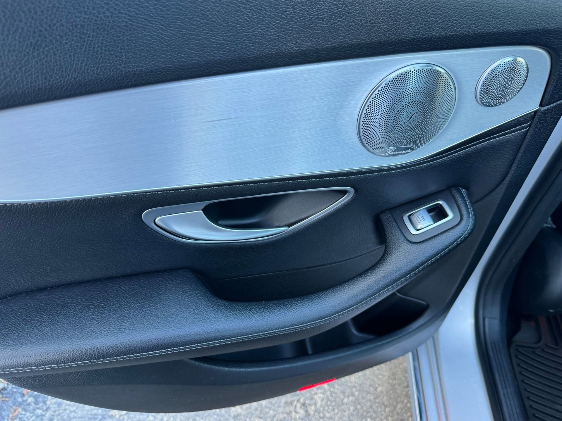 Used 2015 Mercedes-Benz C 300 4MATIC Sedan image 15