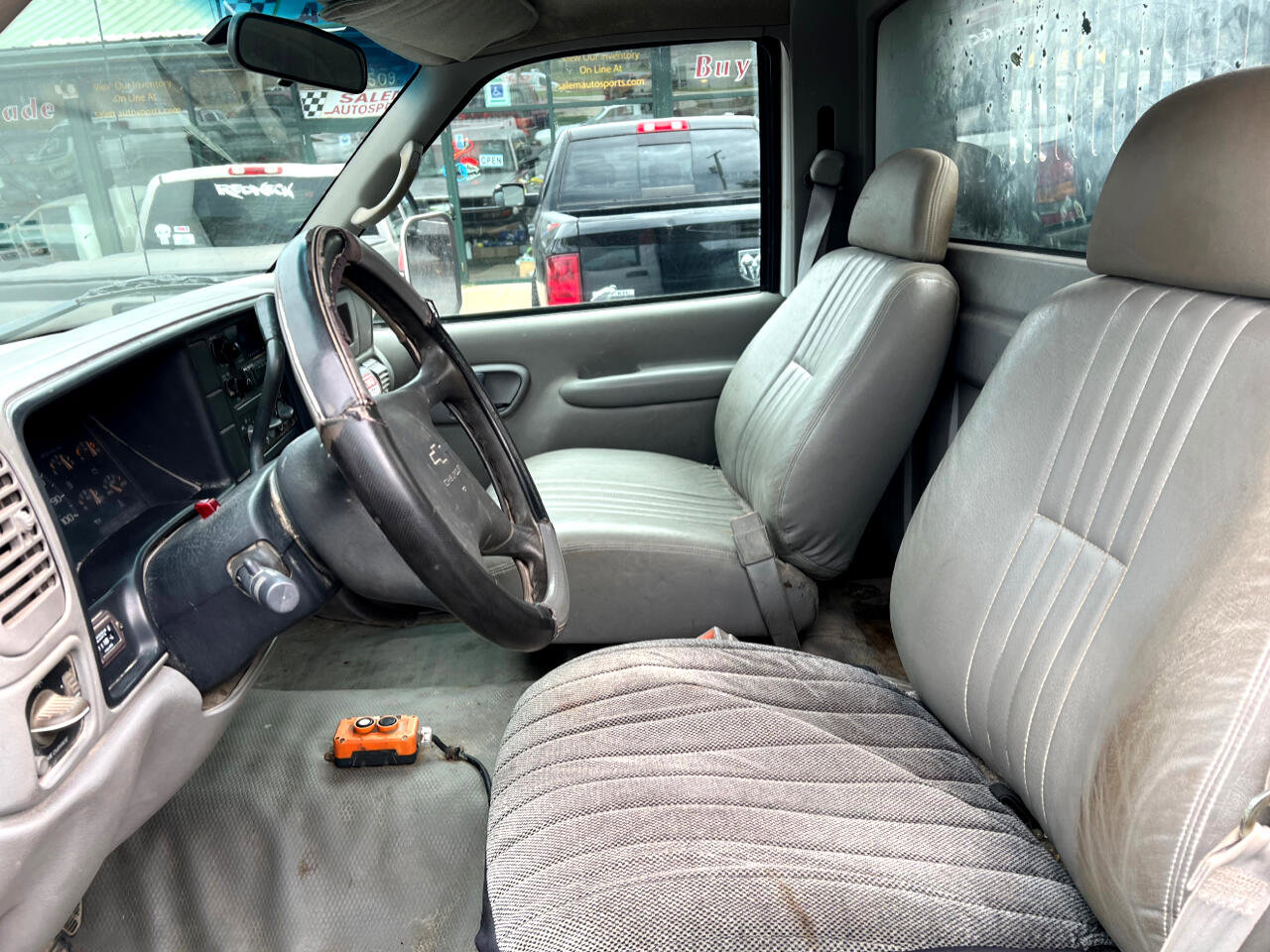 Used 2002 Chevrolet Silverado 3500 2WD Regular Cab HD image 6