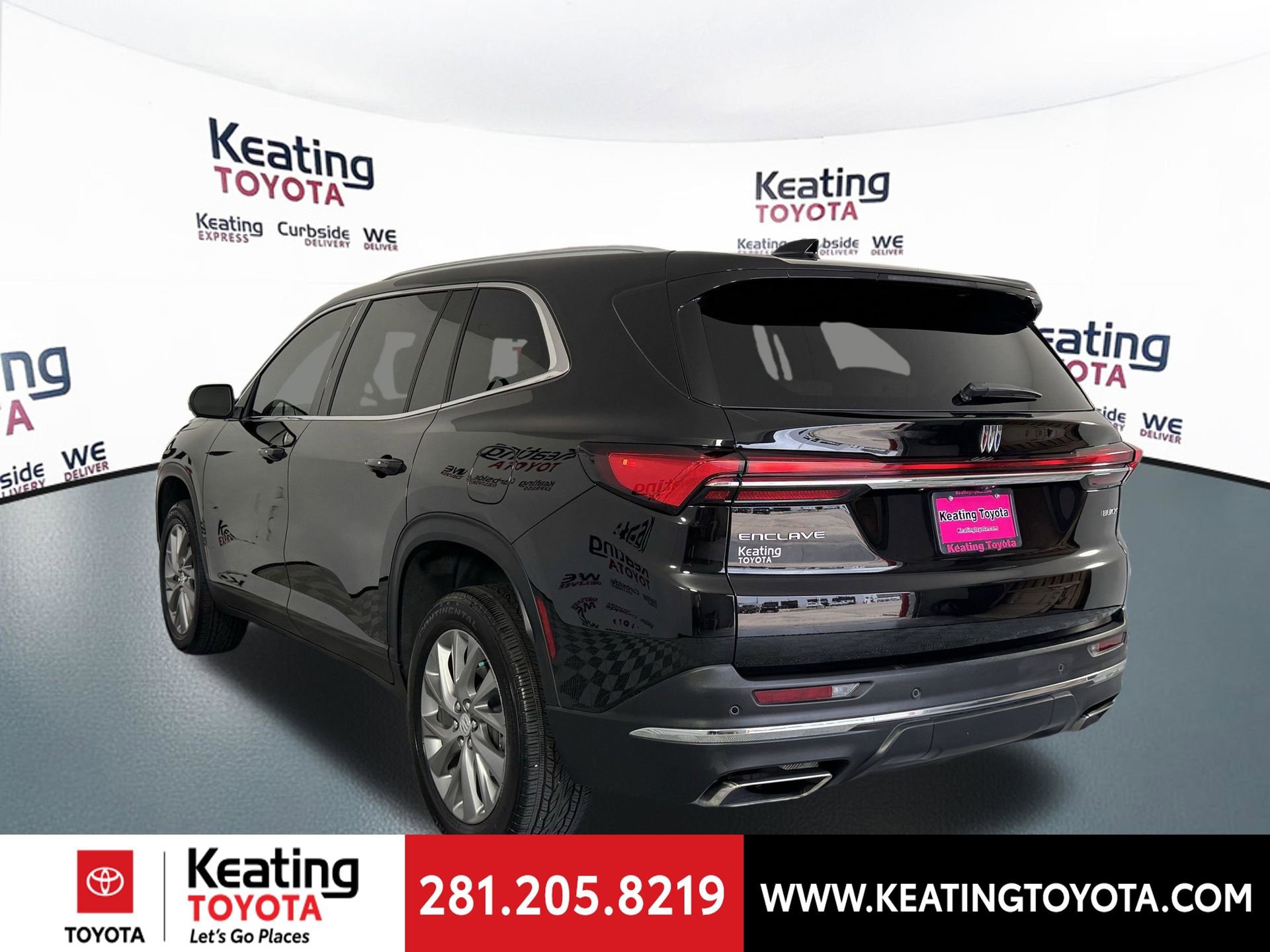 Used 2025 Buick Enclave Preferred w/ Power Package FWD image 7