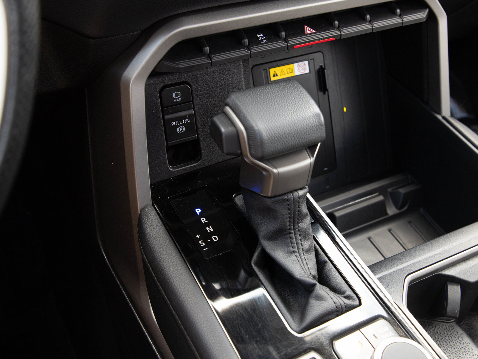 Used 2022 Toyota Tundra Limited AWD/4WD image 23
