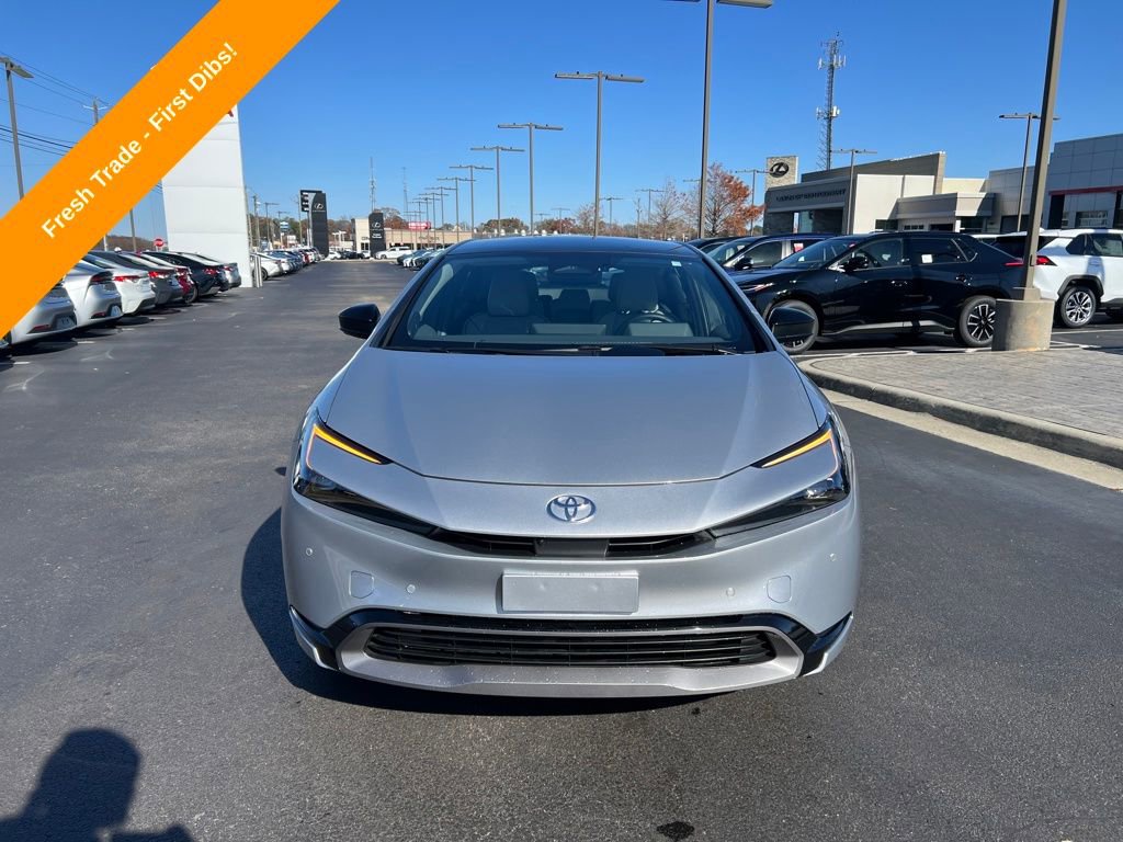 Used 2024 Toyota Prius Limited image 8