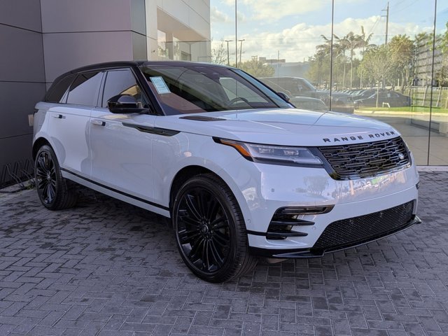 New 2026 Land Rover Range Rover Velar Dynamic SE image 6