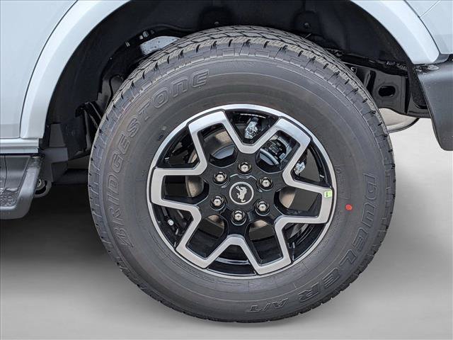 New 2026 Ford Bronco Outer Banks AWD/4WD image 9