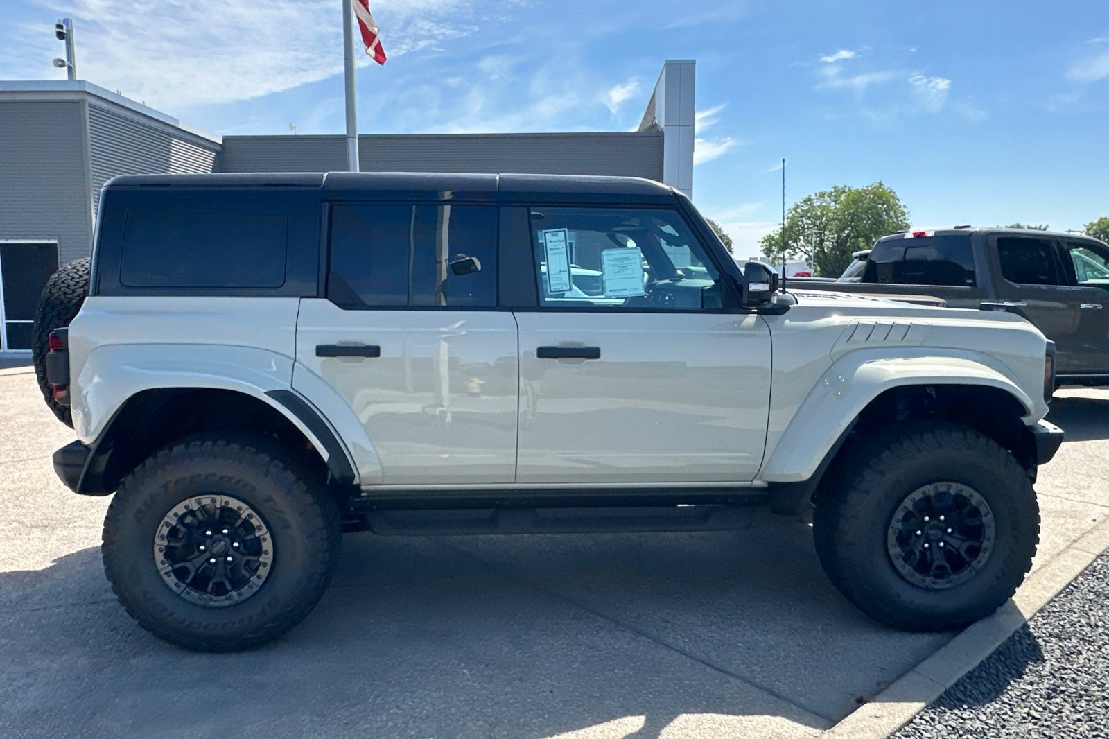New 2026 Ford Bronco Raptor AWD/4WD image 3